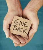10 Ways to Give Back This Holiday Season Without Breaking the Bank